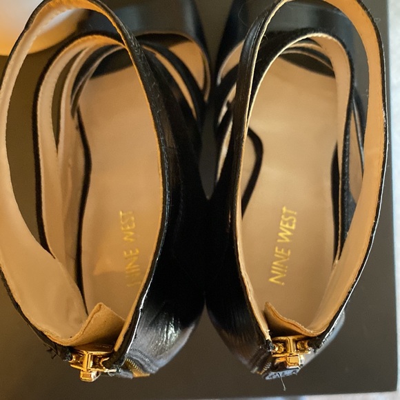 🖤Nine West leather upper 4.5” heel - Picture 8 of 17